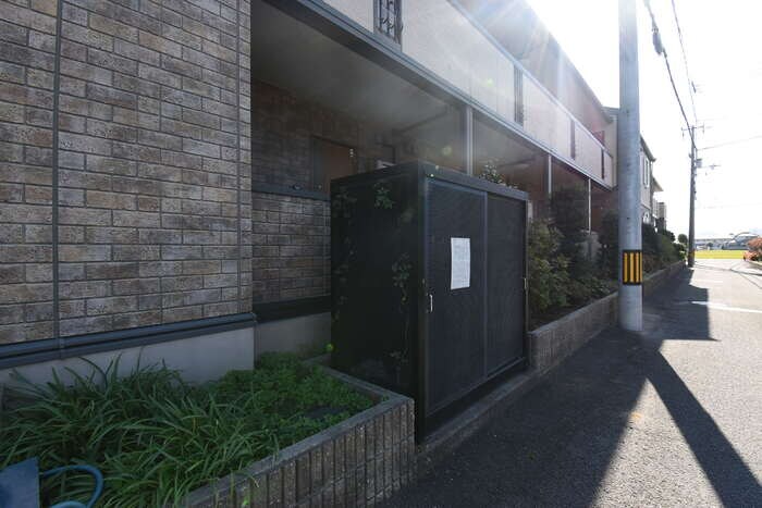 物件内観写真21　(ゴミ庫)