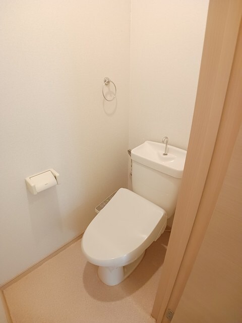 物件内観写真7　(トイレ)