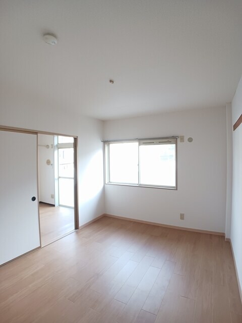 物件内観写真9　(その他部屋・スペース)