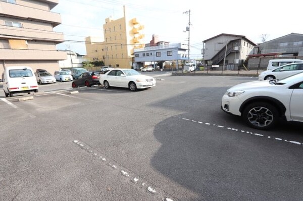 駐車場(駐車場)