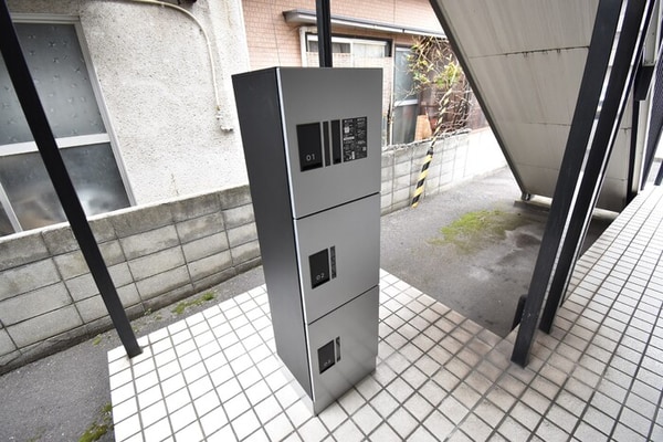 宅配ボックス