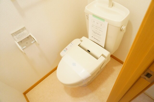 物件内観写真6　(トイレ)