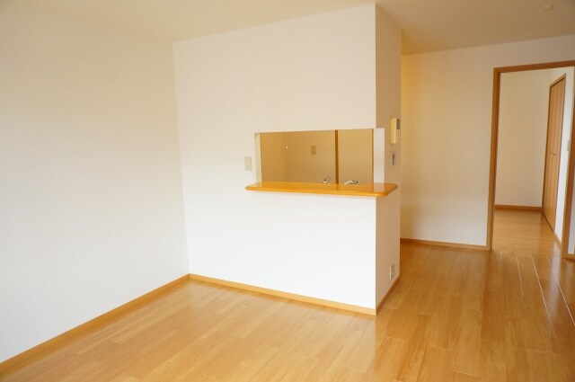 物件内観写真7　(居室・リビング)