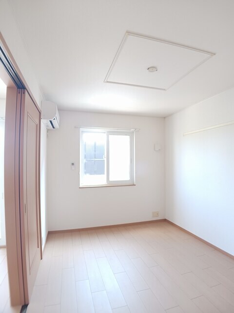 物件内観写真9　(その他部屋・スペース)