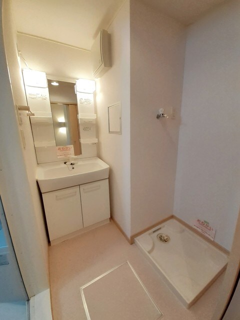 物件内観写真6　(洗面所)