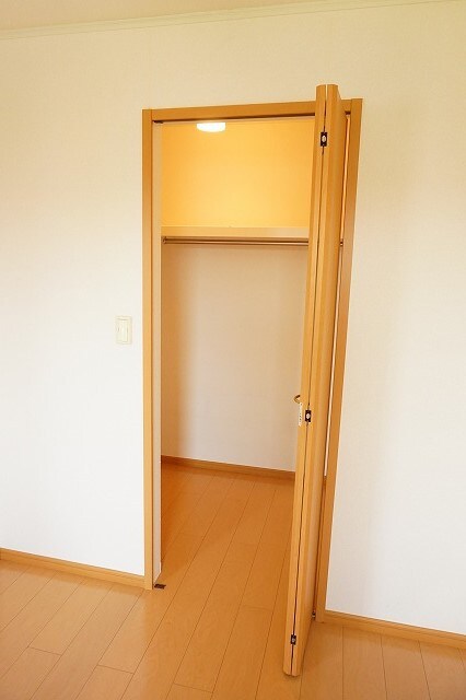 物件内観写真9　(収納)