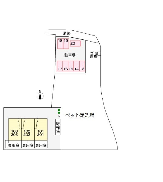 物件外観写真2　(駐車場)