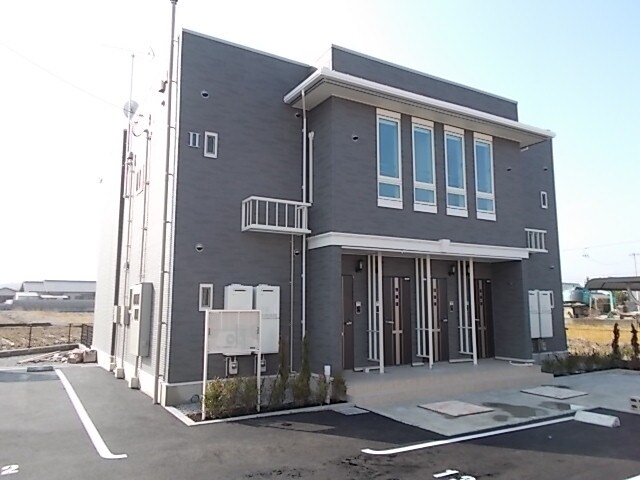 物件外観写真1　(外観写真)