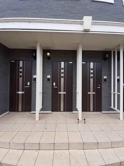 物件外観写真2　(その他共有部分)