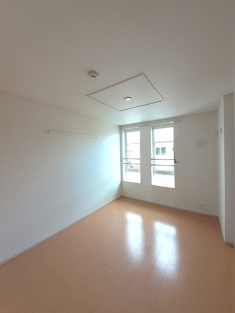 物件内観写真9　(その他部屋・スペース)