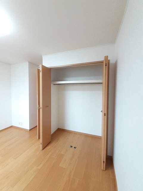 物件内観写真10　(収納)