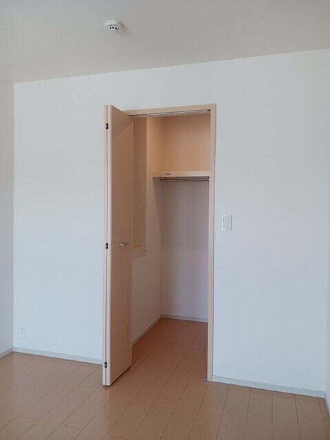 物件内観写真8　(収納)