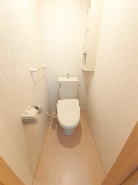 物件内観写真6　(トイレ)