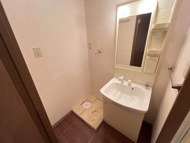 物件内観写真6　(洗面)