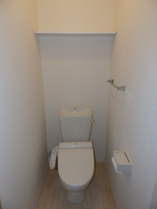 トイレ(温水洗浄暖房便座)