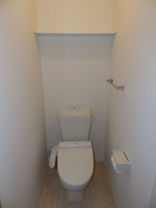 トイレ(温水洗浄暖房便座)