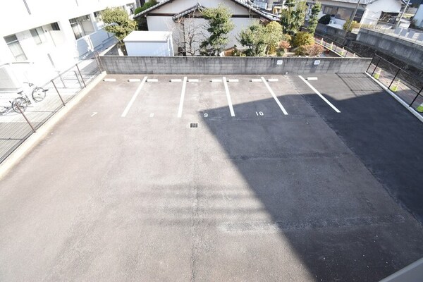 駐車場(駐車場)