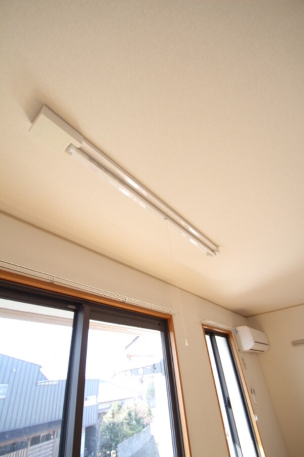 建物設備(室内物干)