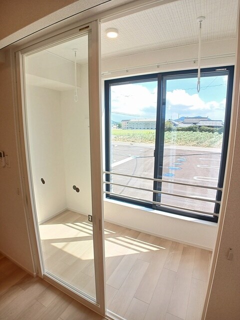 物件内観写真13　(その他)