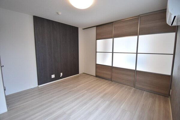 居室(ＬＤＫ１１．６帖)
