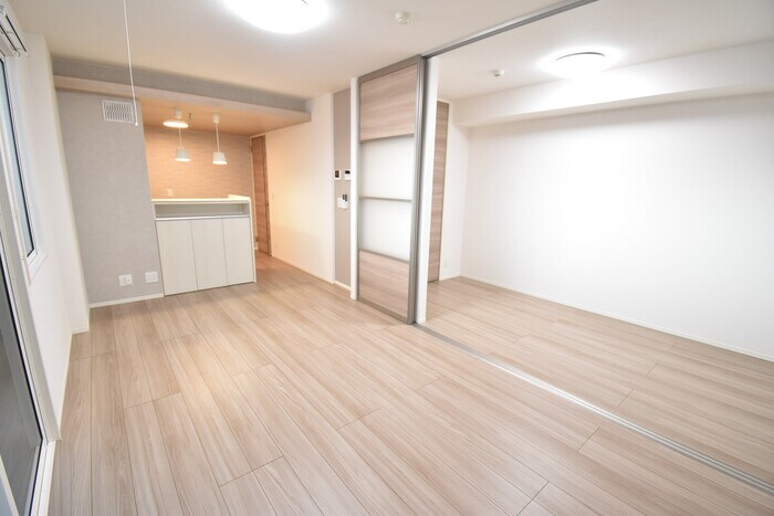 物件内観写真10　(ＬＤＫ１２．２帖～洋室４帖)