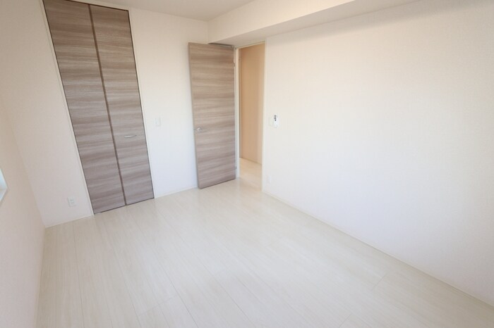 物件内観写真12　(北洋室6.1帖)