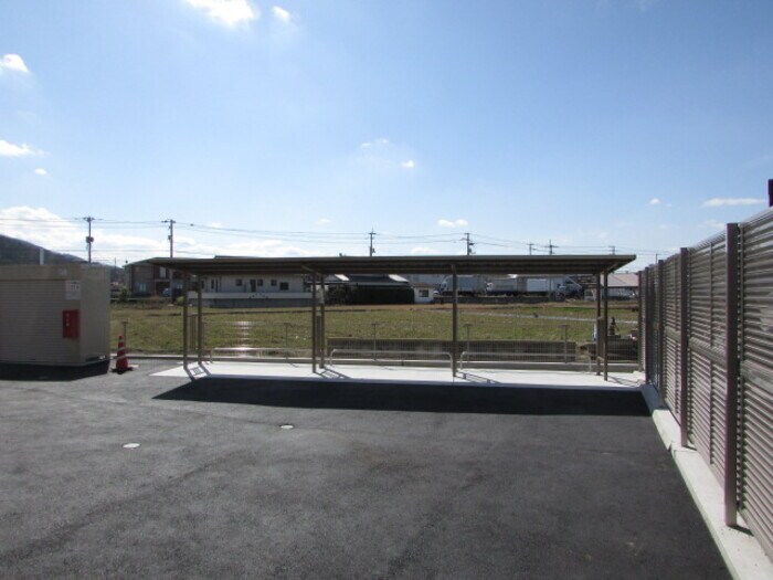 物件内観写真26　(駐輪場)