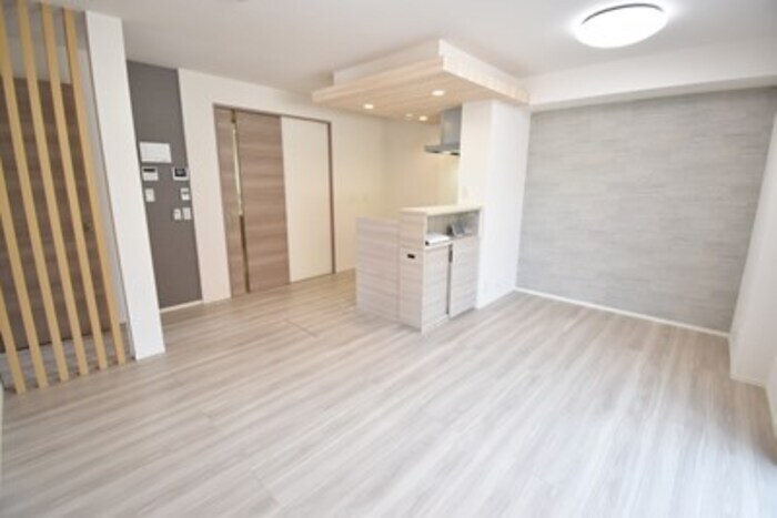 物件内観写真6　(ＬＤＫ１２．７帖)