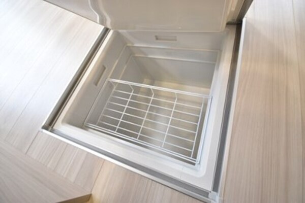 収納(床下収納)