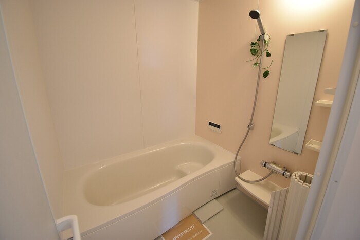 物件内観写真6　(浴室)