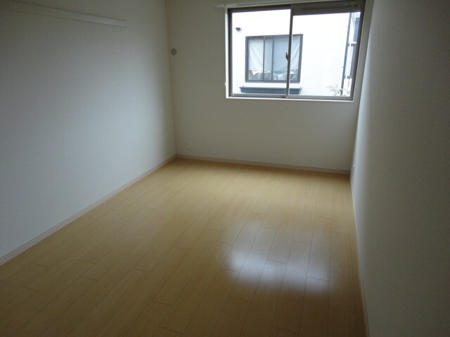 物件内観写真8　(洋室)