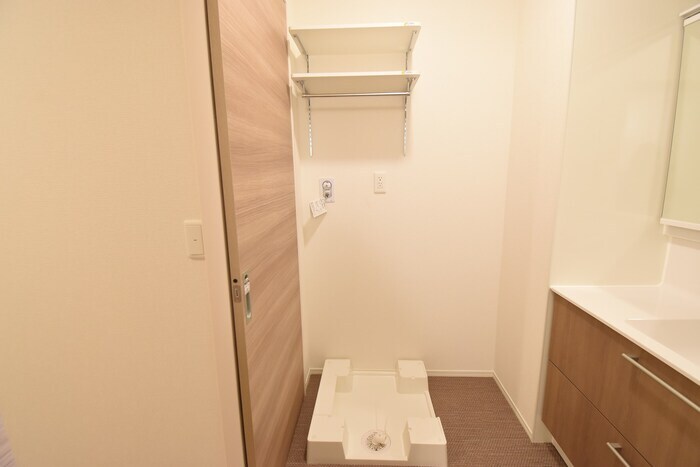 物件内観写真15　(室内洗濯機置場)