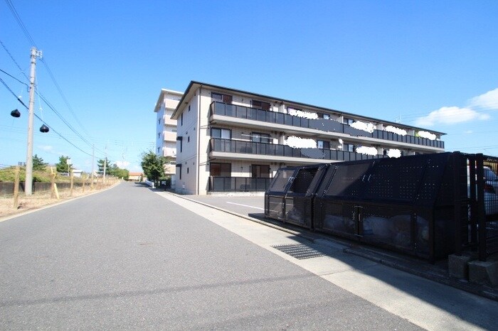 物件外観写真3　(その他共有部分)