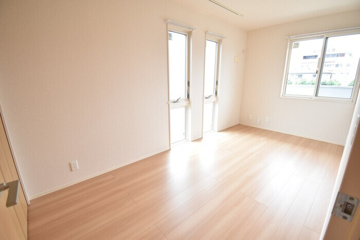 物件内観写真15　(洋室６．３帖)