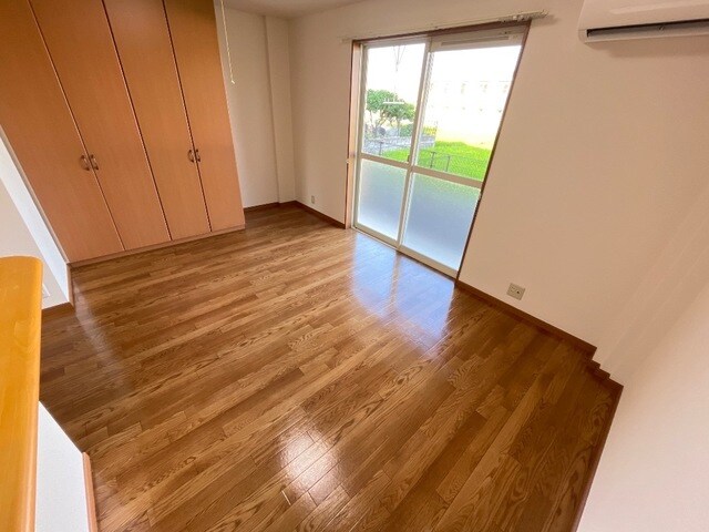 物件内観写真8　(リビング)