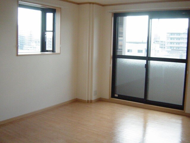 物件内観写真8　(洋室)