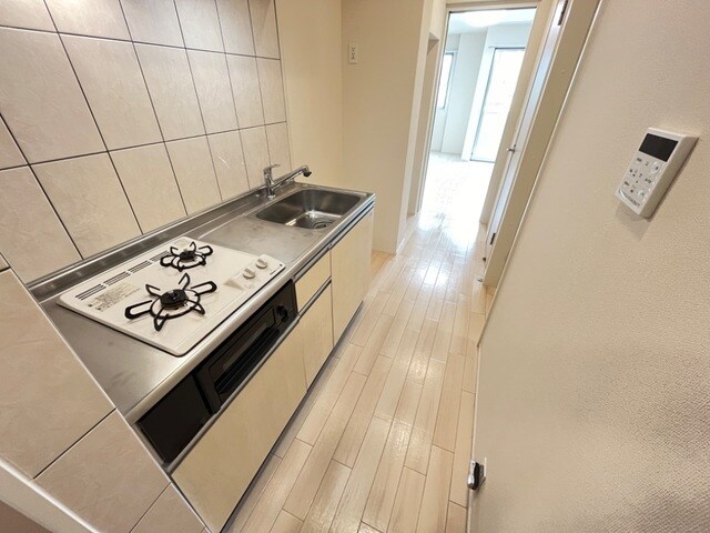 物件内観写真13　(廊下)