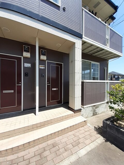 物件外観写真2　(その他共有部分)