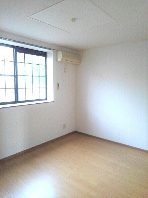 物件内観写真9　(その他部屋・スペース)