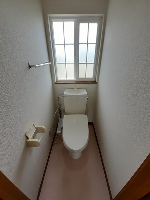 物件内観写真6　(トイレ)