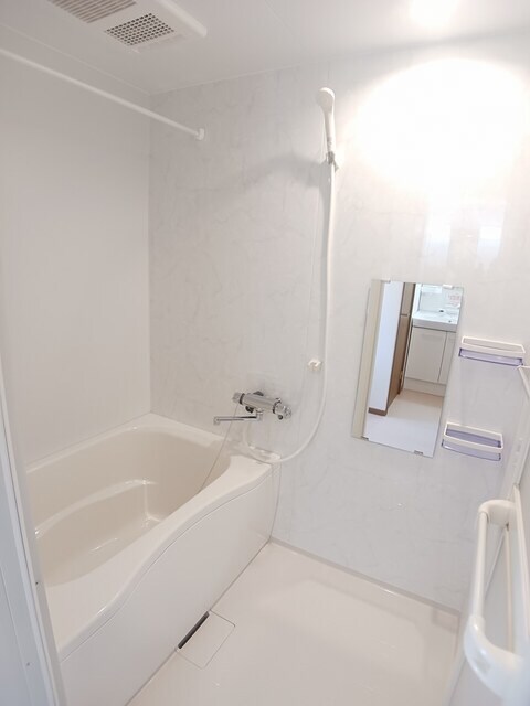 物件内観写真6　(バス／シャワールーム等)