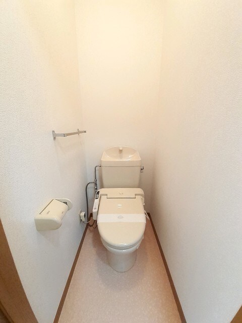 物件内観写真7　(トイレ)