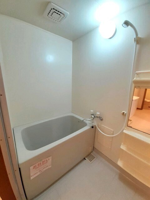 物件内観写真6　(バス／シャワールーム等)