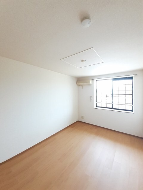 物件内観写真8　(その他部屋・スペース)