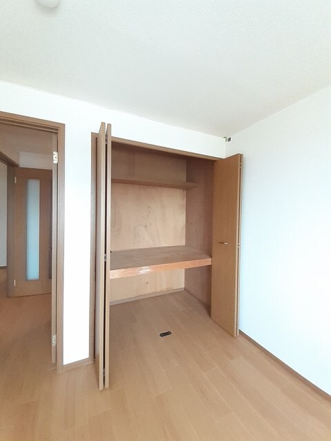 物件内観写真9　(収納)
