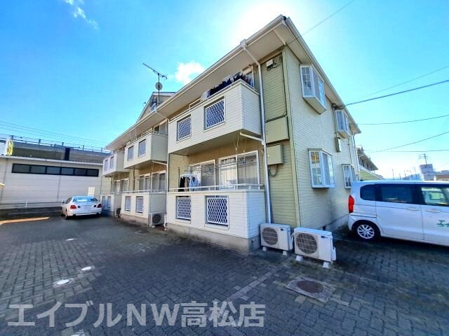 物件外観写真1　(外観)