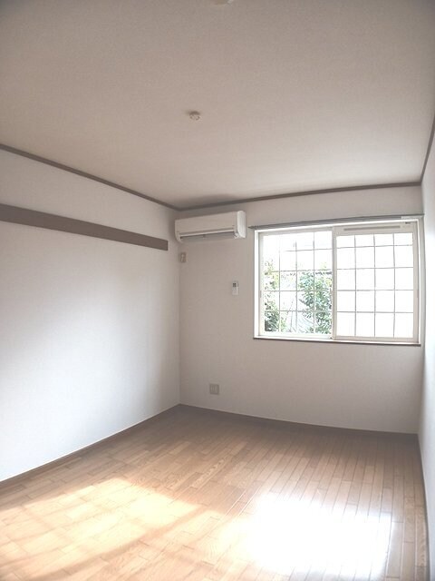 物件内観写真8　(その他部屋・スペース)