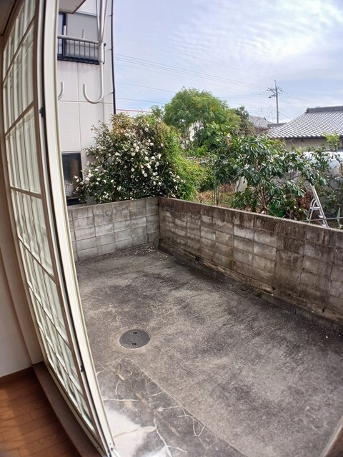 物件内観写真14　(庭)