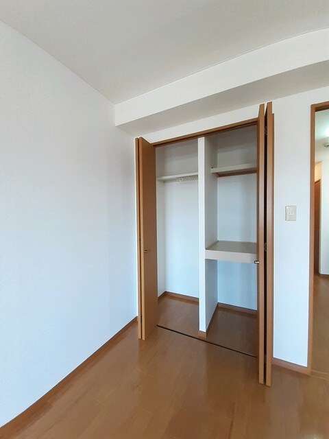 物件内観写真9　(収納)