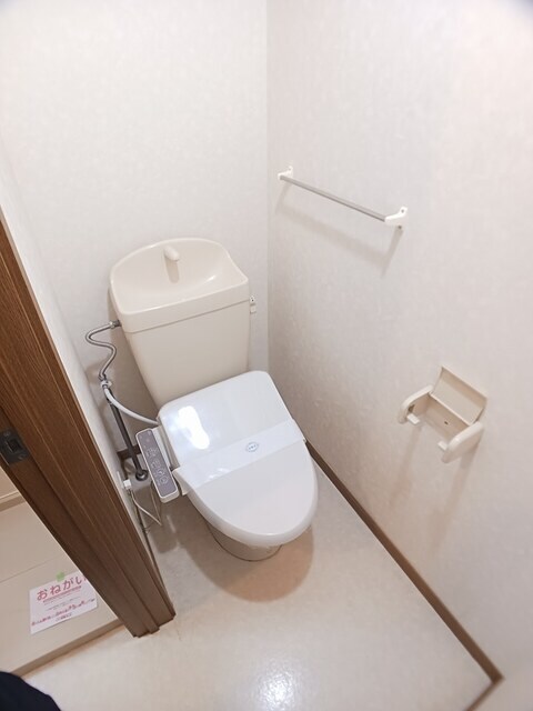 物件内観写真7　(トイレ)